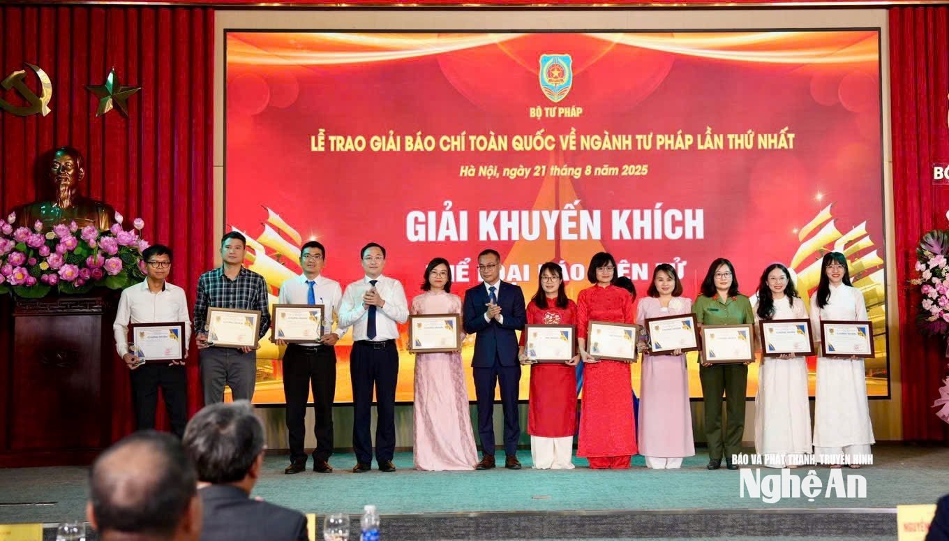 Báo và Phát thanh, truyền hình Nghệ An đoạt giải cuộc thi báo chí toàn quốc về ngành Tư pháp lần thứ nhất