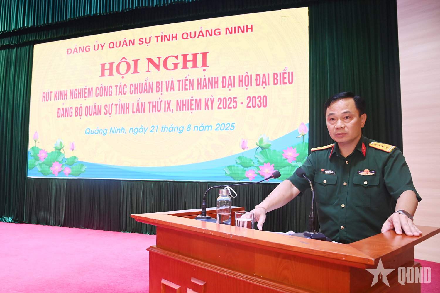 El Comité del Partido Militar Provincial de Quang Ninh aprovecha la experiencia del Congreso del Partido para el período 2025-2030