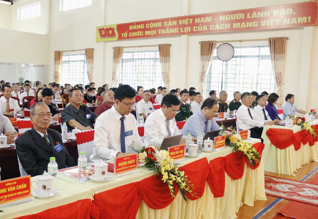 Bí thư Tỉnh ủy Quản Minh Cường dự và chỉ đạo Đại hội đại biểu Đảng bộ xã Đình Phong lần thứ I, nhiệm kỳ 2025 - 2030