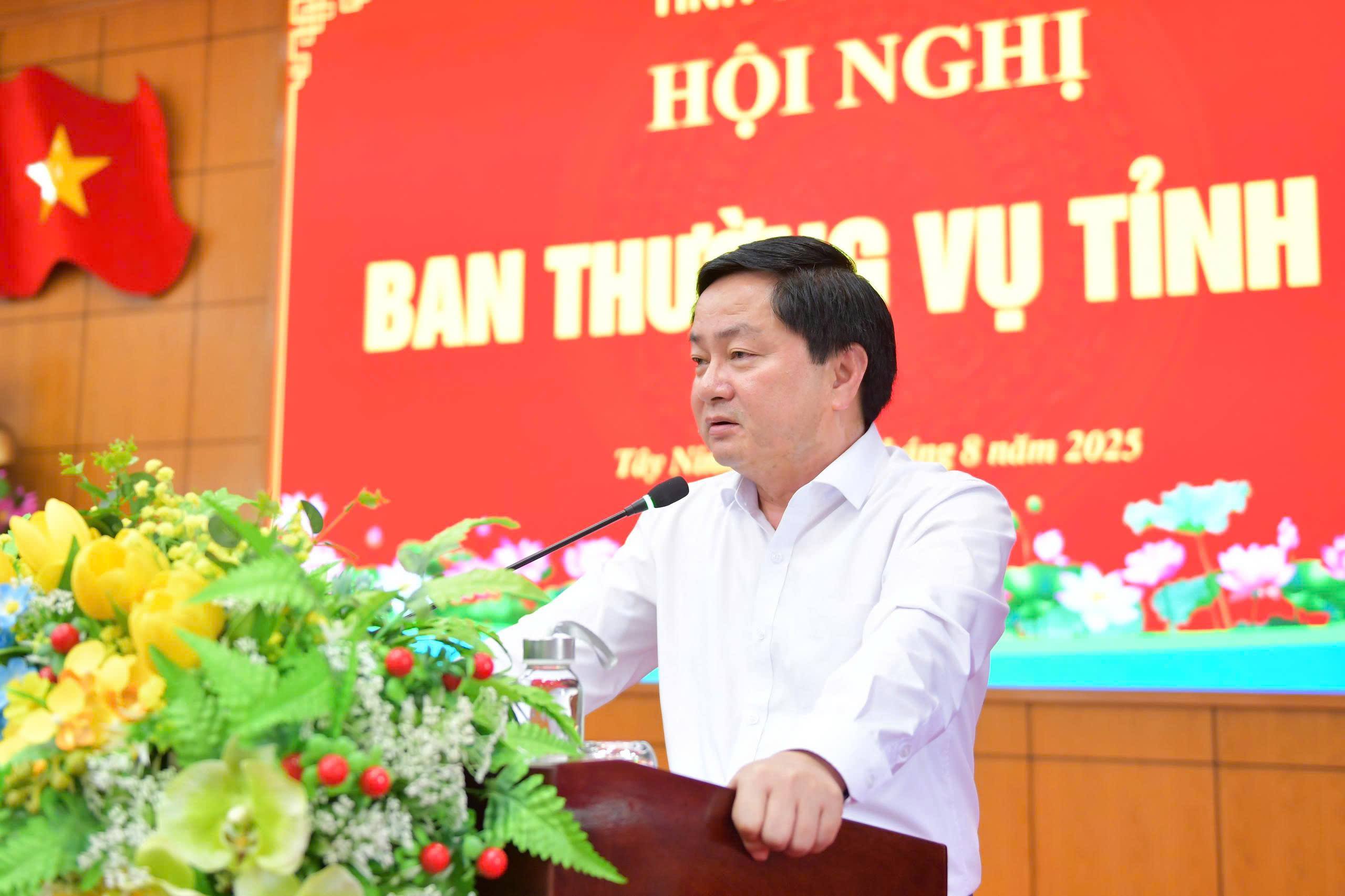 Tay Ninh បញ្ចប់ការរៀបចំមហាសន្និបាតបក្សនៅថ្នាក់ឃុំ និងមហាសន្និបាតបក្សផ្ទាល់ក្រោមគណៈកម្មាធិការបក្សខេត្ត។