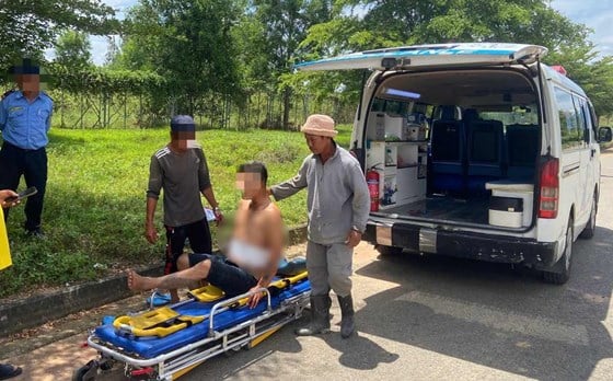 갑자기 누군가를 찔러서 다치게 한 뒤 실수로 사과한 경우 -0