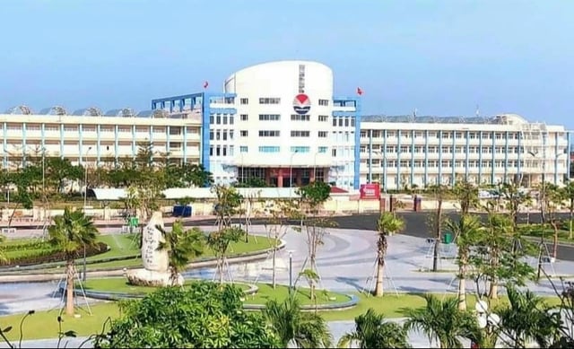 Điểm chuẩn trúng tuyển Trường ĐH Phú Yên: Ngành sư phạm ngữ văn có điểm cao nhất - Ảnh 1.