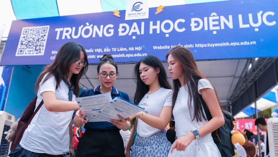 ពិន្ទុគោលរបស់សាកលវិទ្យាល័យអគ្គិសនីក្នុងឆ្នាំ 2025
