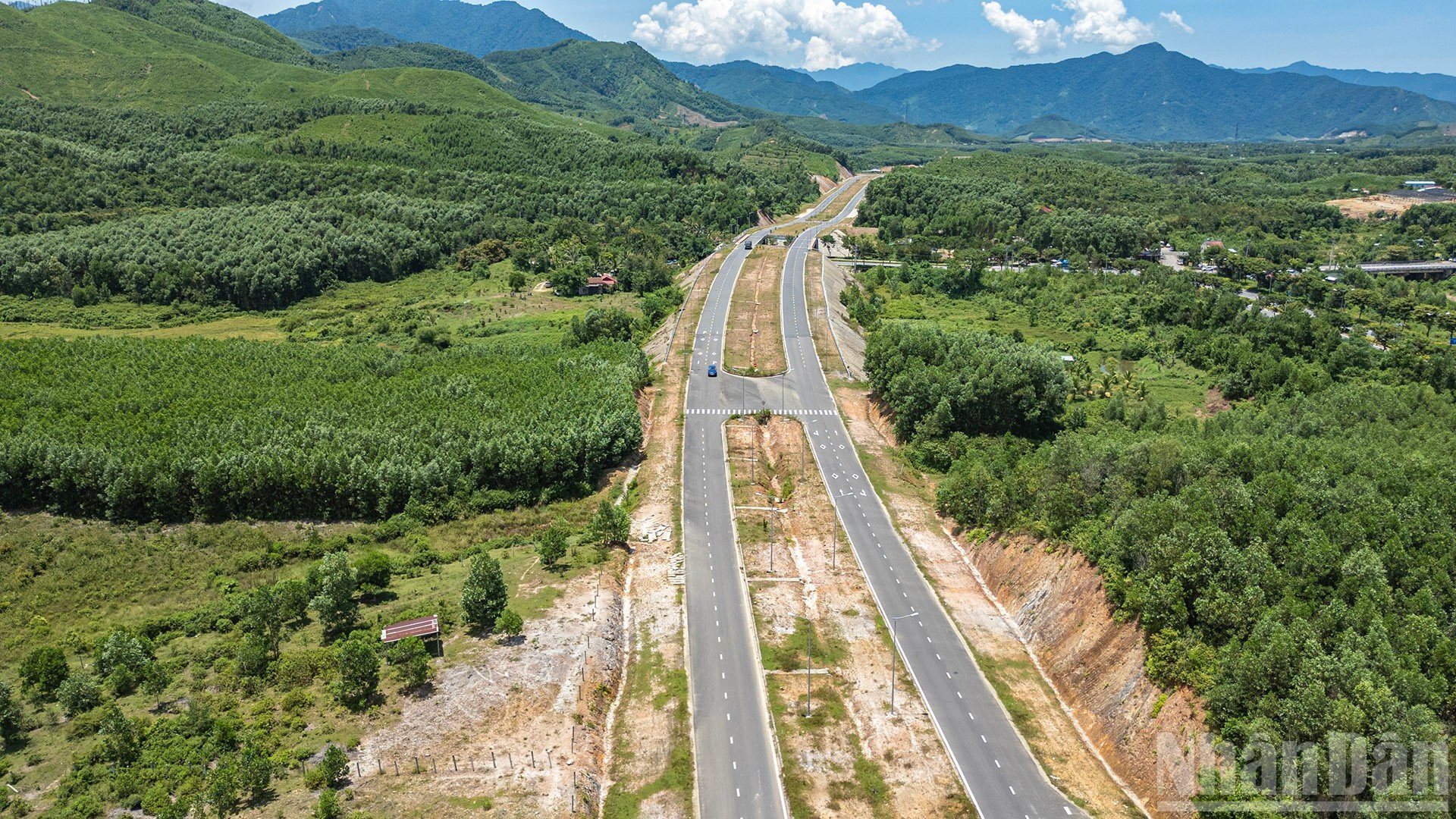 ndo_br_quoc-lo-14b.jpg
