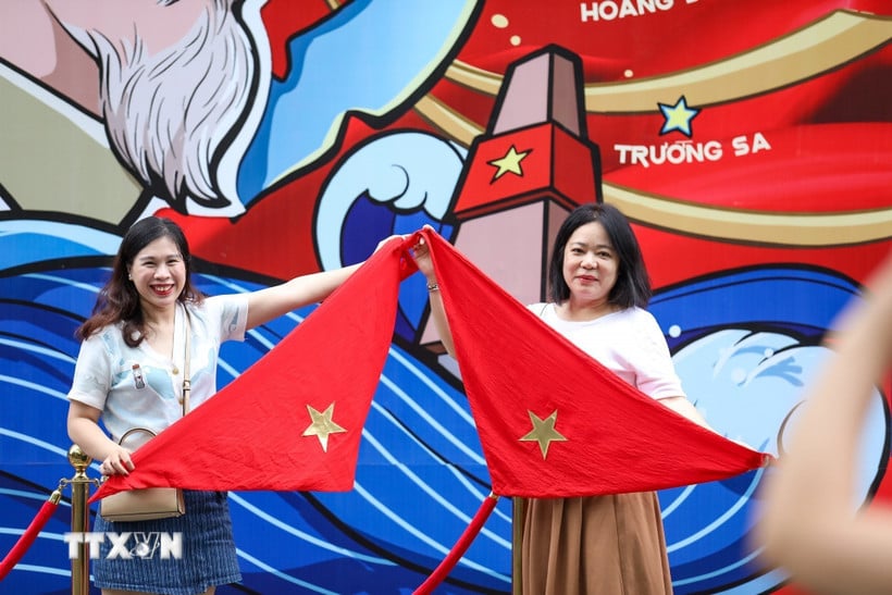 Đi gì, ở đâu, vị trí nào đẹp để xem tổng hợp luyện diễu binh 80 năm Quốc khánh?