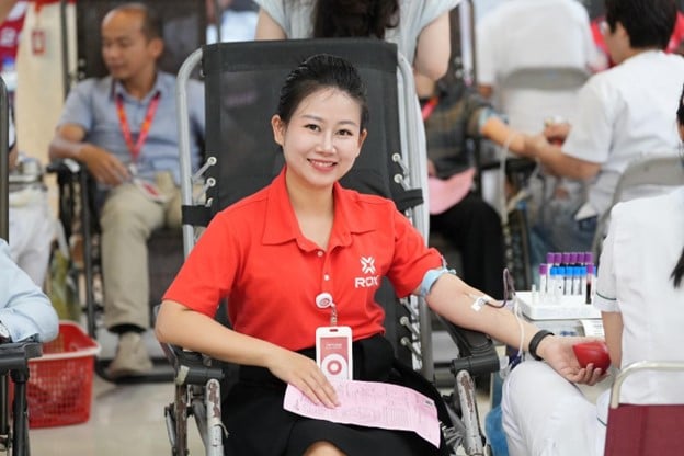 Cán bộ nhân viên ROX Group chung tay hiến máu, lan tỏa giá trị sống đẹp- Ảnh 5.