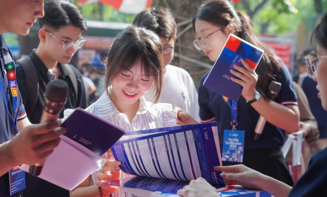 Zulassungsergebnis zur Thang Long University von 16 bis 23,75
