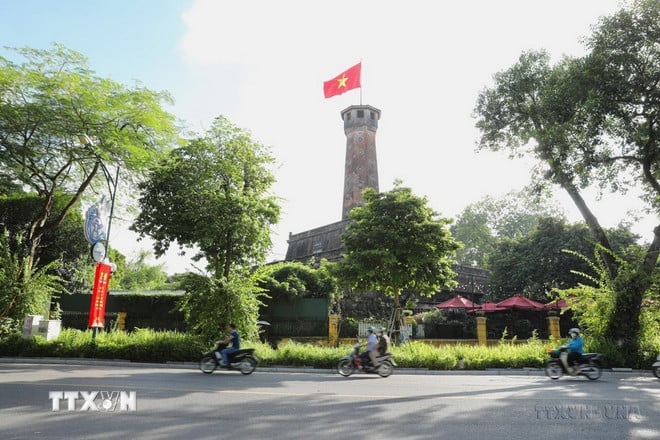 ttxvn-cot-co-ha-noi-4-8132.jpg