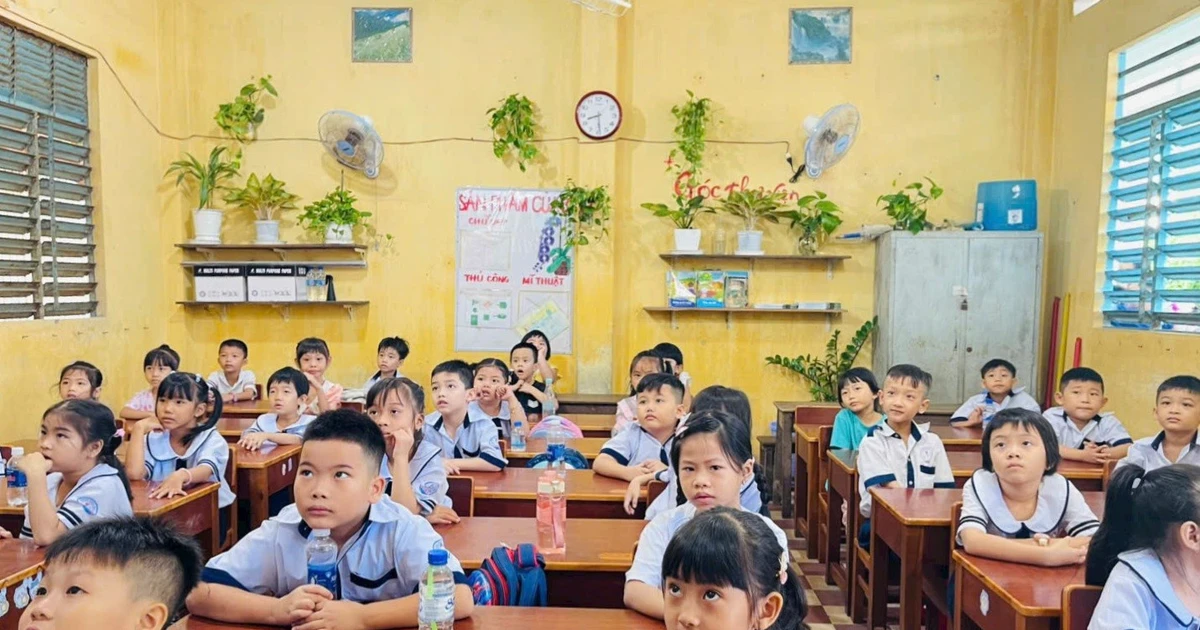 Học sinh An Giang hào hứng ngày tựu trường