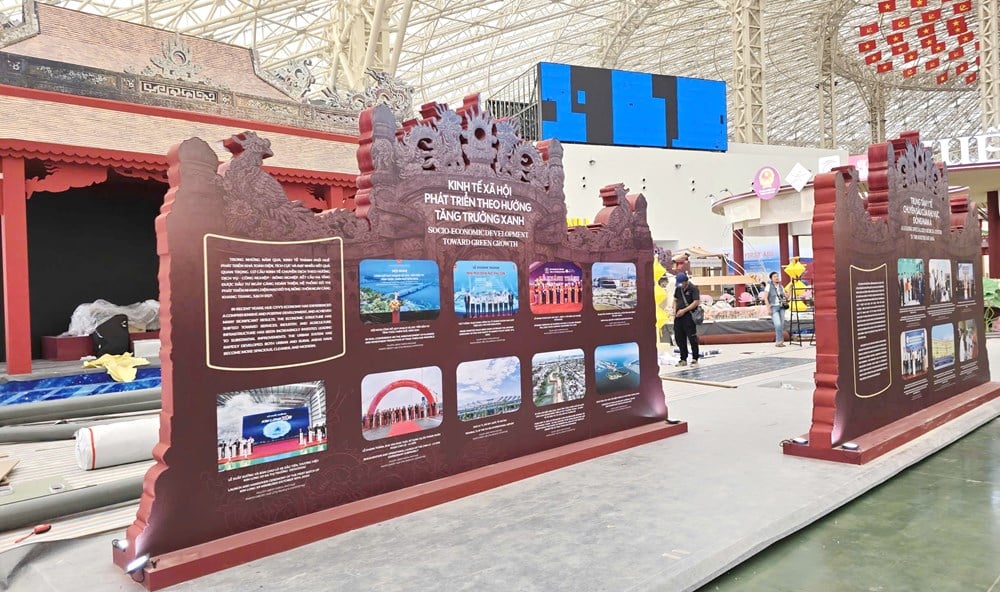 Stellvertretende Premierministerin Mai Van Chinh: Schaffen Sie die besten Bedingungen für den Besuch der National Achievements Exhibition – Foto 15