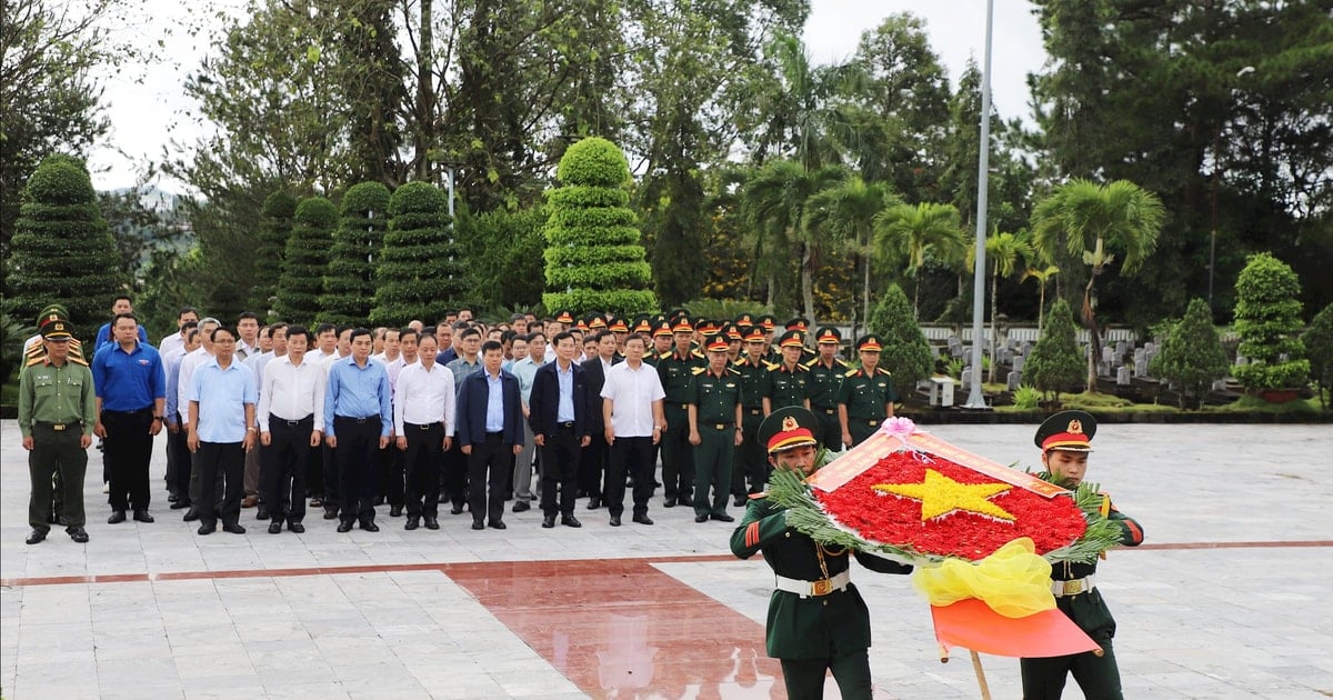 Lãnh đạo tỉnh Lâm Đồng dâng hương tưởng nhớ các Anh hùng liệt sĩ