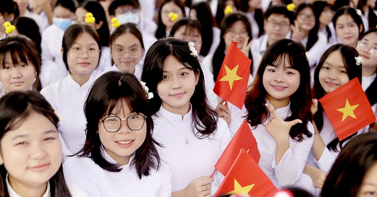 Năm học mới không chỉ có việc học