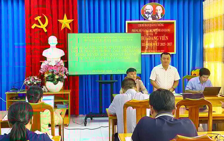 Tập huấn sử dụng AI trong quản lý, bảo vệ rừng