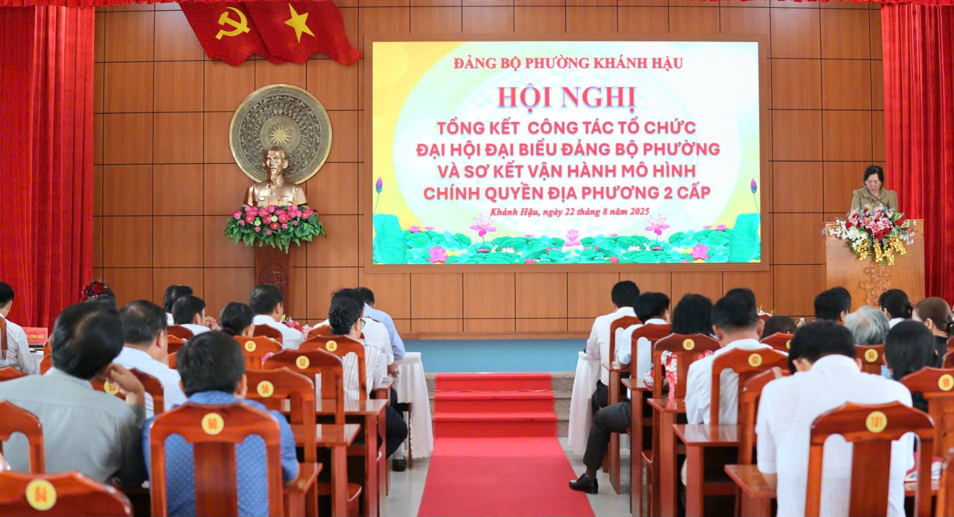 Phường Khánh Hậu tổng kết công tác tổ chức Đại hội Đảng bộ lần thứ I và sơ kết vận hành mô hình chính quyền địa phương 2 cấp
