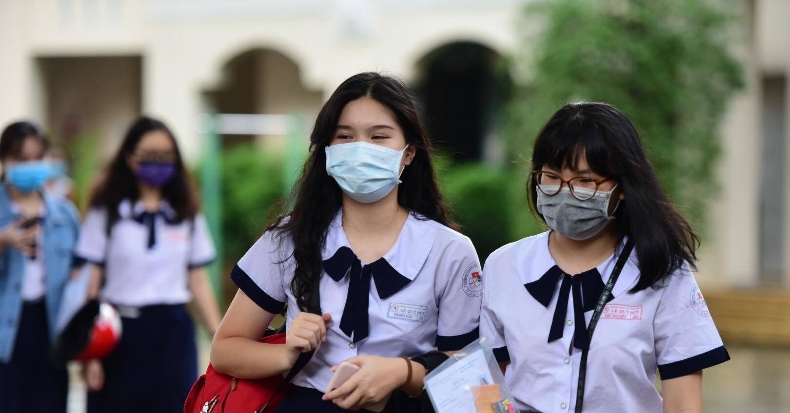 The benchmark score of Vietnam Academy of Traditional Medicine in 2025 is the highest at 24.25