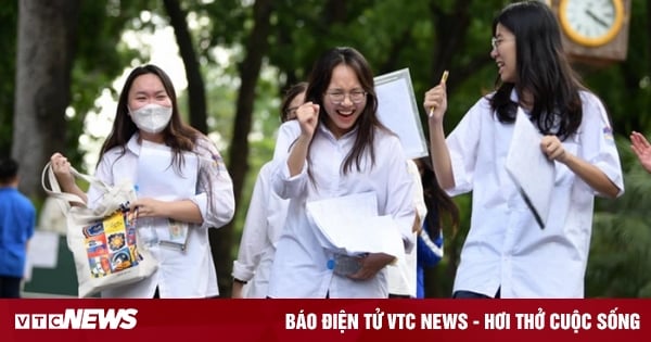 Điểm chuẩn trường Đại học Ngoại ngữ - Tin học TP.HCM từ 15 - 20 