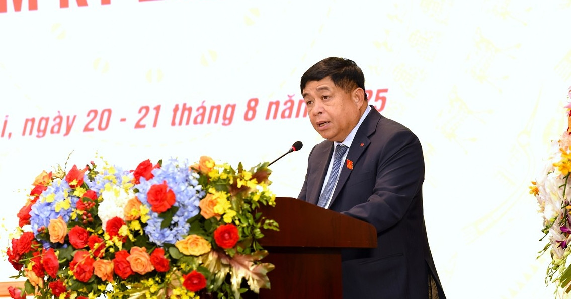 ខិតខំ​ឱ្យ​ផលិតផល​ក្នុងស្រុក​សរុប​សម្រាប់​មនុស្ស​ម្នាក់​ឈាន​ដល់​៨.៥០០​ដុល្លារ​នៅ​ឆ្នាំ​២០៣០
