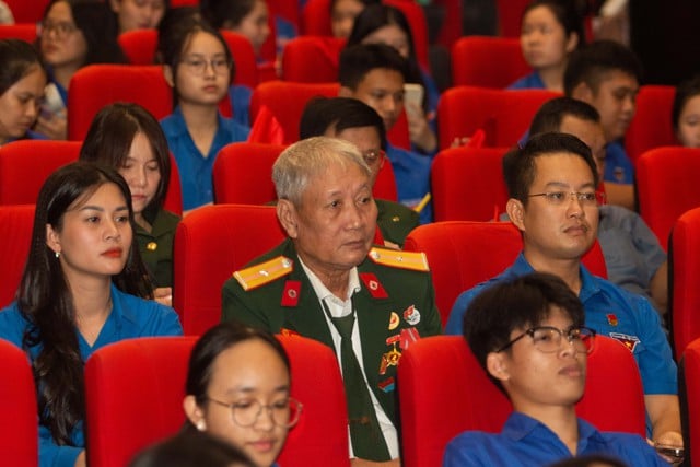 Cựu binh trận thành cổ: 'Mưa đò làm tôi nhớ đồng đội và ký ức xưa'- Ảnh 4.