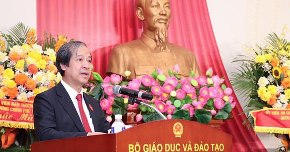 Bộ trưởng Nguyễn Kim Sơn làm Bí thư Đảng ủy Bộ GD-ĐT