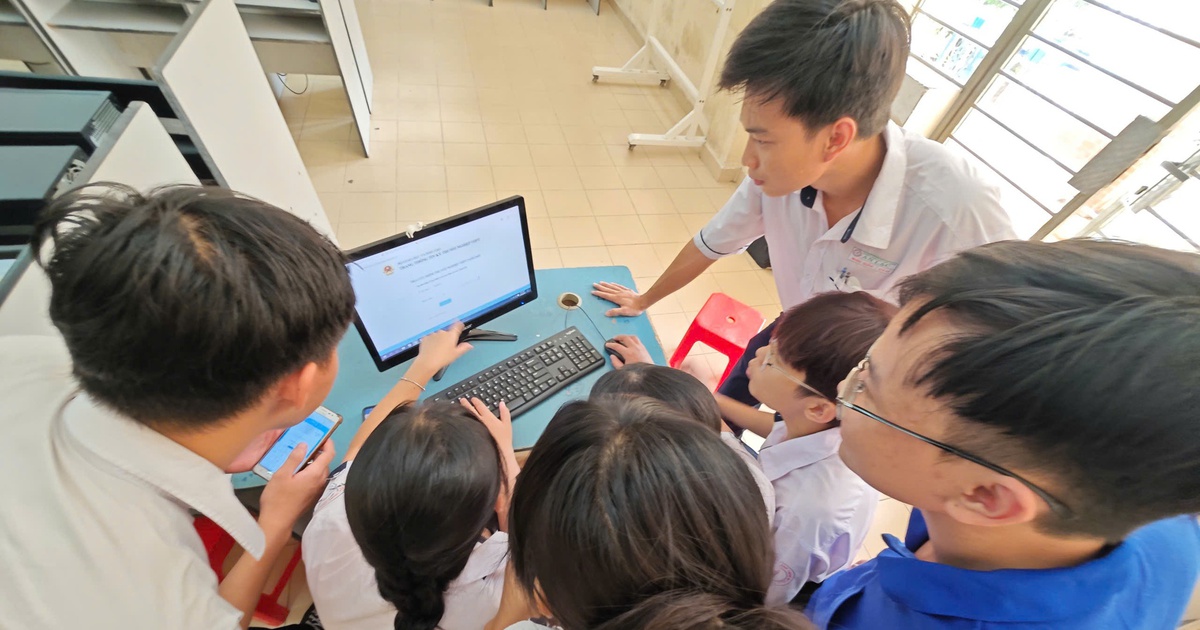 Thêm 2 trường ĐH công bố điểm chuẩn, ngành luật cao nhất