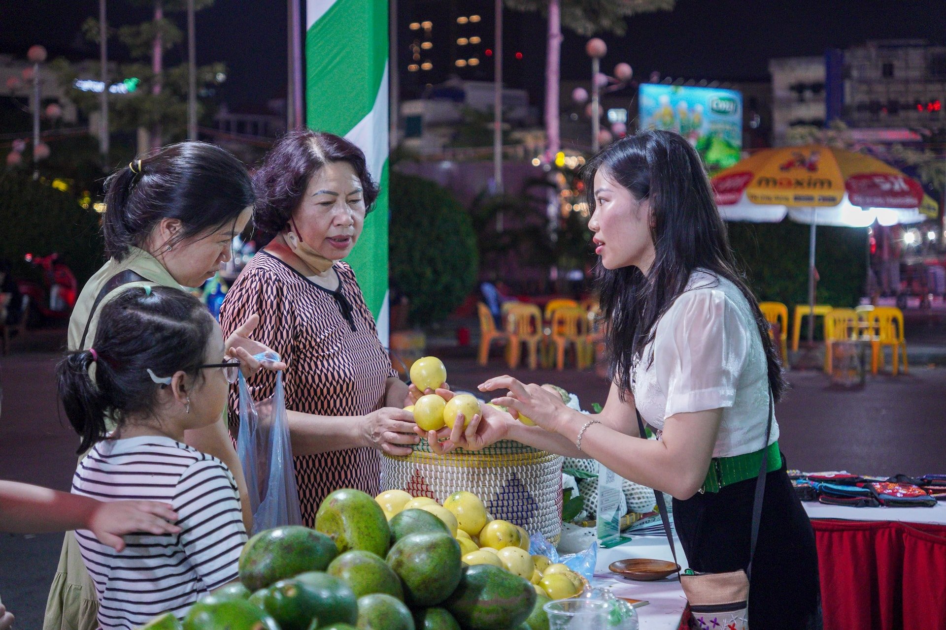 ស្តង់ផលិតផលកសិកម្ម Son La ចំនួន 40 ត្រូវបានណែនាំនៅ Hai Phong