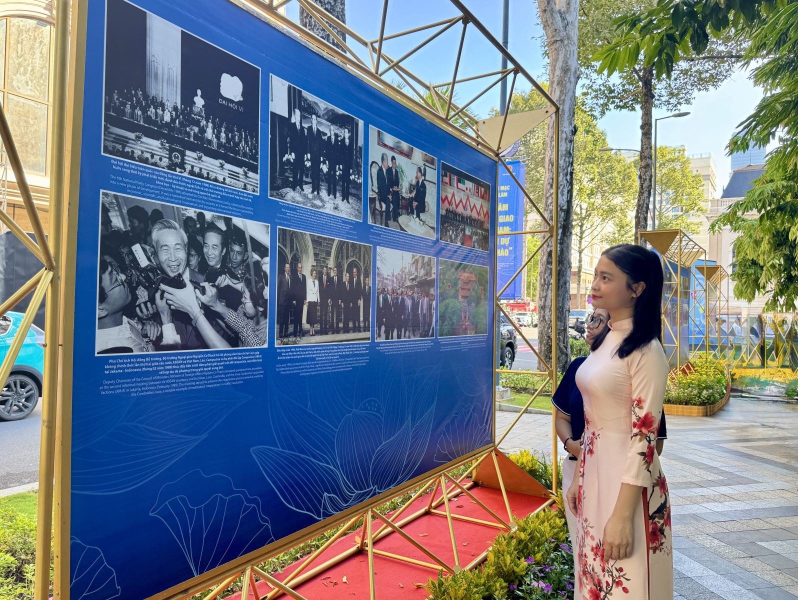 Eröffnung der Fotoausstellung „80 Jahre vietnamesische Diplomatie: Ehre und Stolz“
