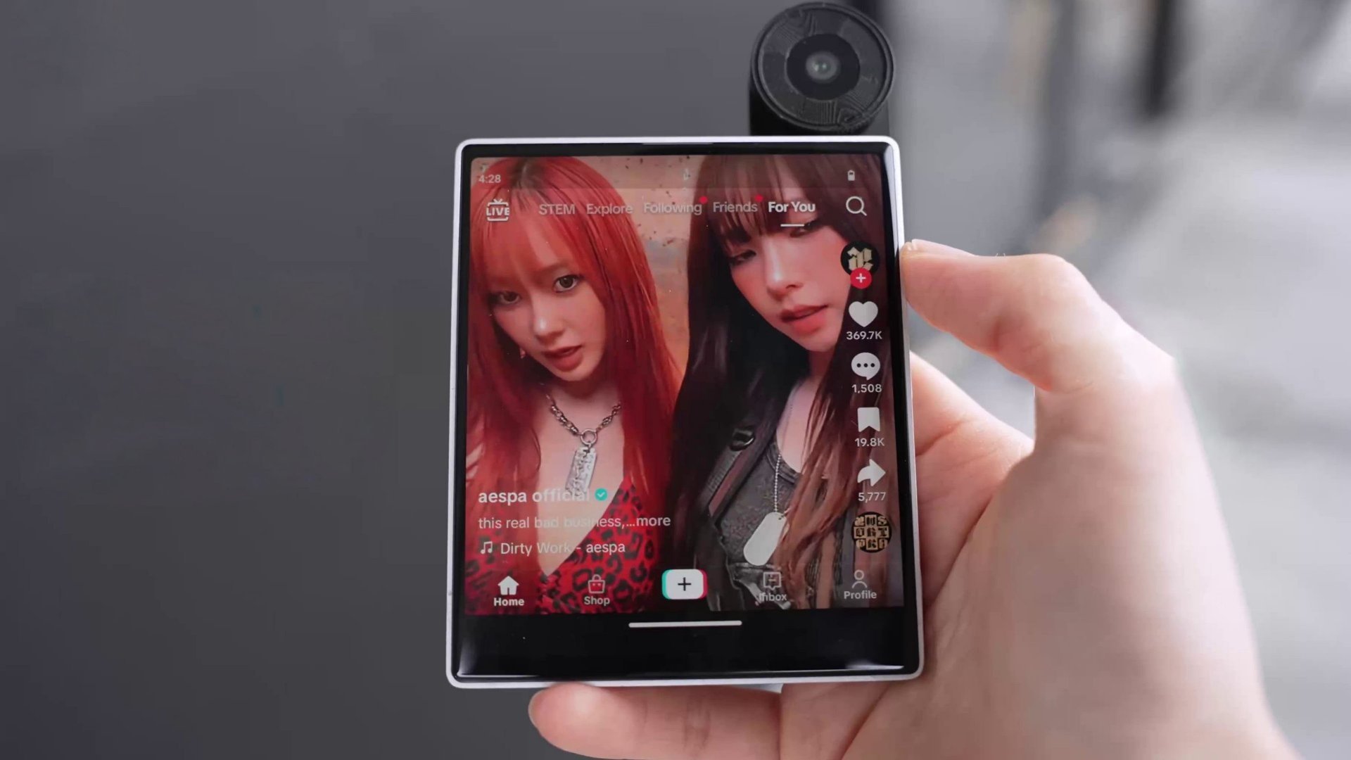 Smartphone ky la anh 2