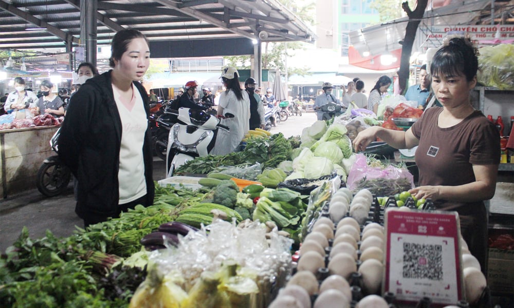 Traditional markets keep up with modern consumer trends