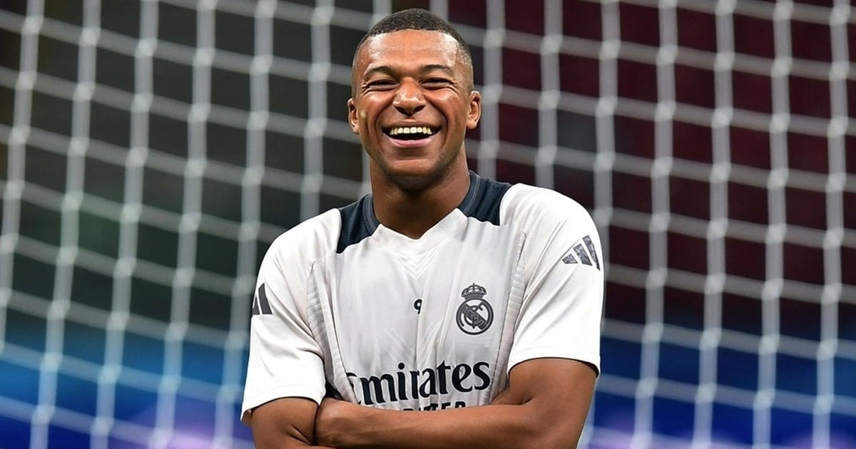 Kylian Mbappe phá kỷ lục của C.Ronaldo ở Real Madrid