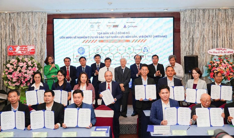 TP Hồ Chí Minh thành lập Liên minh về nghiên cứu và đào tạo lực nhân bán dẫn, điện tử