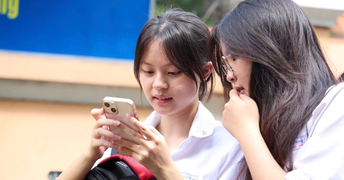 Hong Bang University's benchmark score in 2025: Highest 20.5
