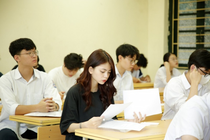 From 12:30 noon today, universities will begin announcing admission scores for 2025. (Illustration photo)