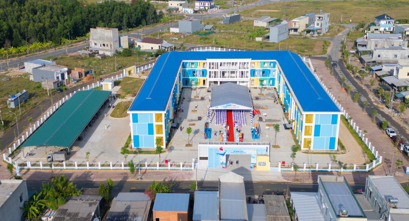 binh-dong-primary-school-1.jpg