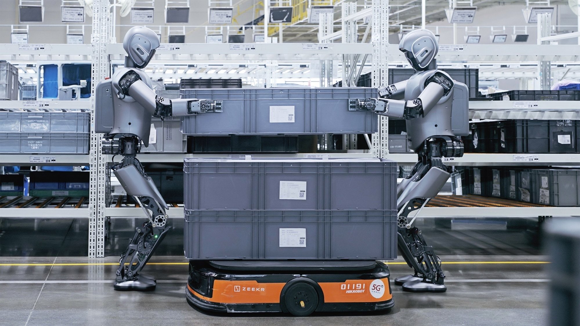 robot hinh nguoi,  humanoid la gi,  nguoi may bieu dien,  robot nhay mua anh 3