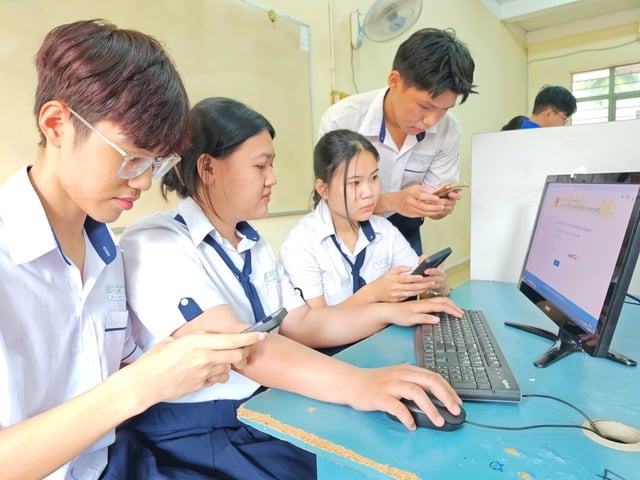 Điểm chuẩn cao nhất Trường ĐH Quốc tế Sài Gòn năm 2025 là ngành nào? - Ảnh 1.