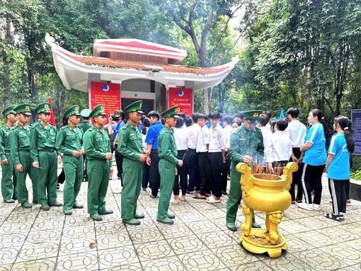 'Địa chỉ đỏ' - nơi giáo dục thế hệ trẻ về lòng tự hào dân tộc