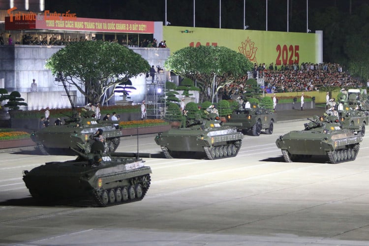 kto-tl_z6931949783194-e9dd618f80a3f16001cf90c0e230c8d3.jpg