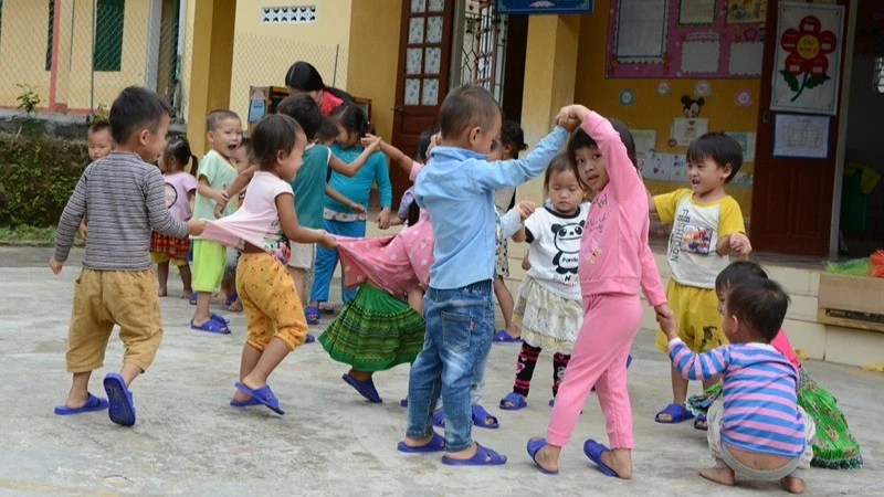 Tạo nền tảng phát triển toàn diện cho trẻ em vùng biên giới