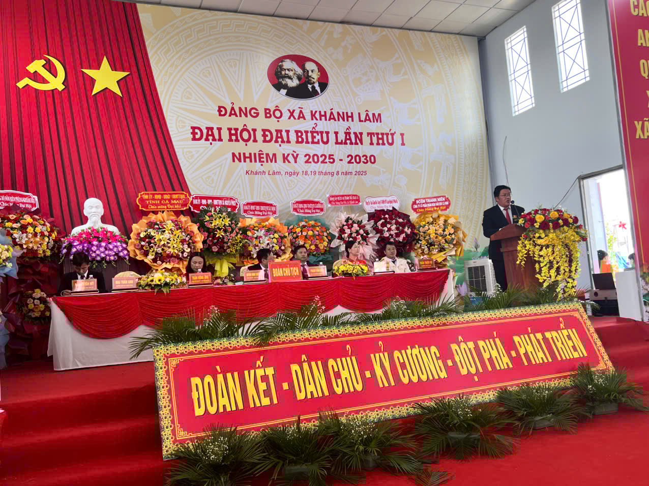 The 1st Congress of Khanh Lam Commune Party Committee, term 2025-2030