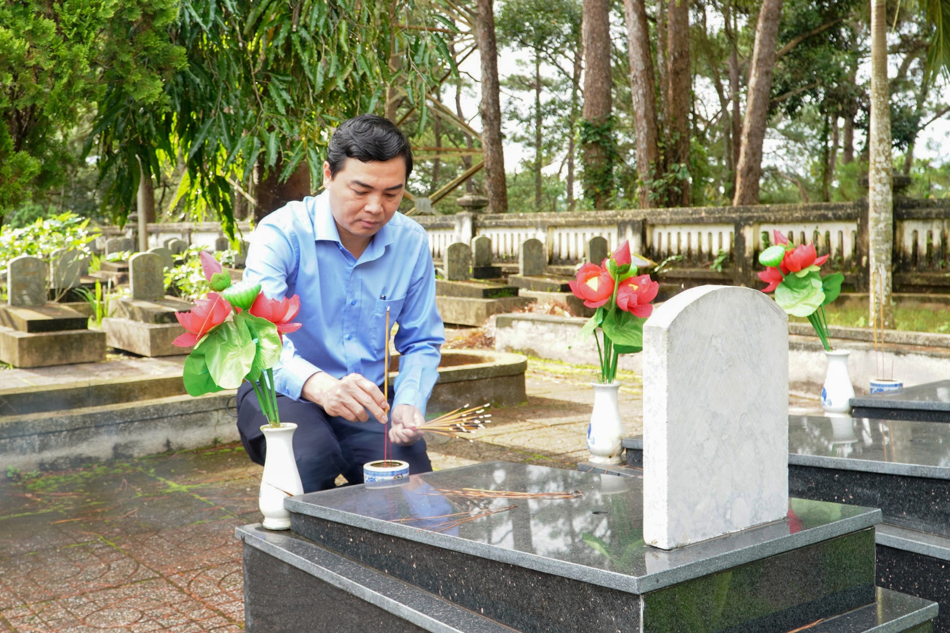 pho-bi-thu-thuong-truc-2(1).jpg