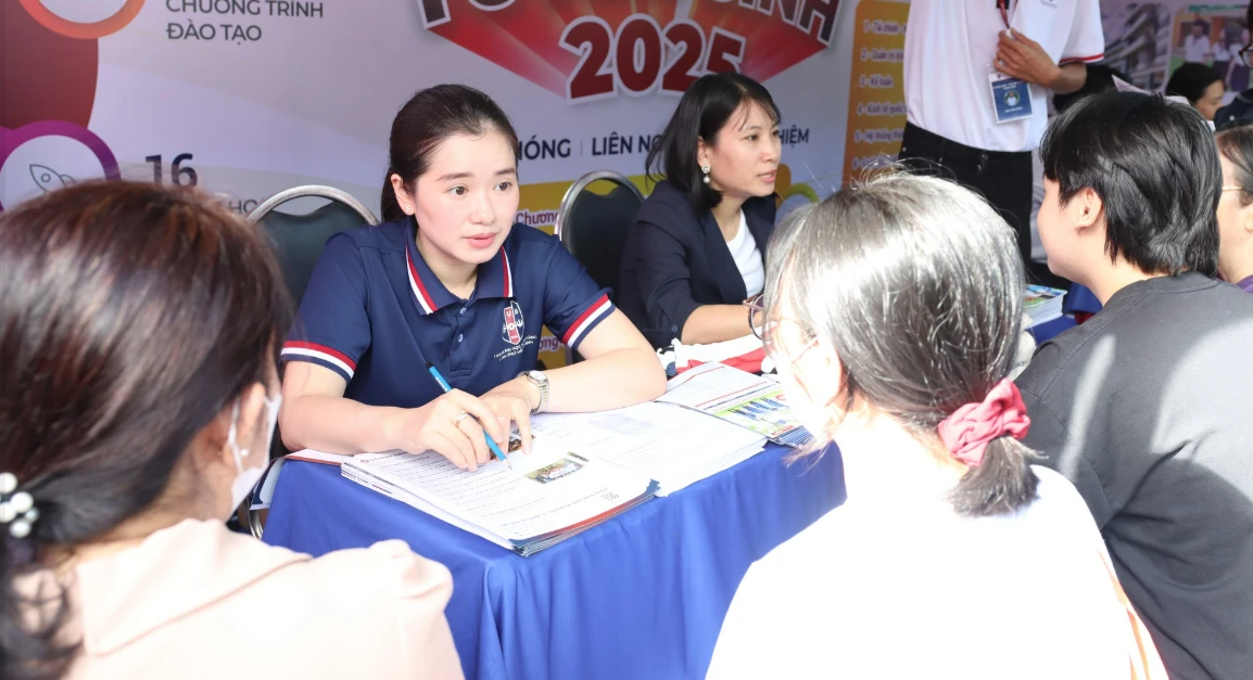 สาขาวิชาธุรกิจระหว่างประเทศมีคะแนนสูงสุดที่มหาวิทยาลัยการธนาคารแห่งนครโฮจิมินห์