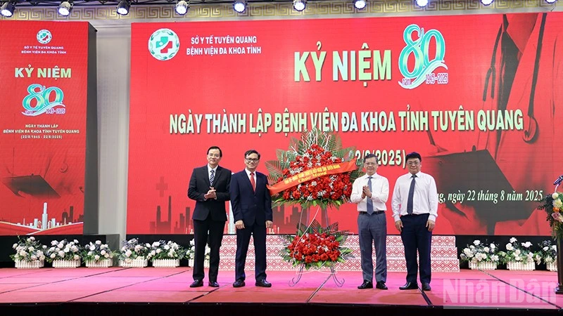 Celebrating the 80th anniversary of the establishment of Tuyen Quang Provincial General Hospital