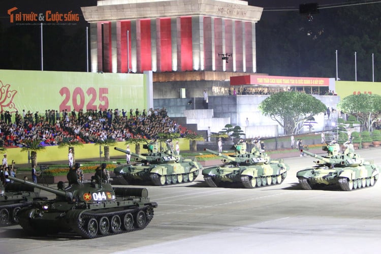 kto-tl_z6931949781409-a471f7b54b531a159ee154d0684b12c5.jpg