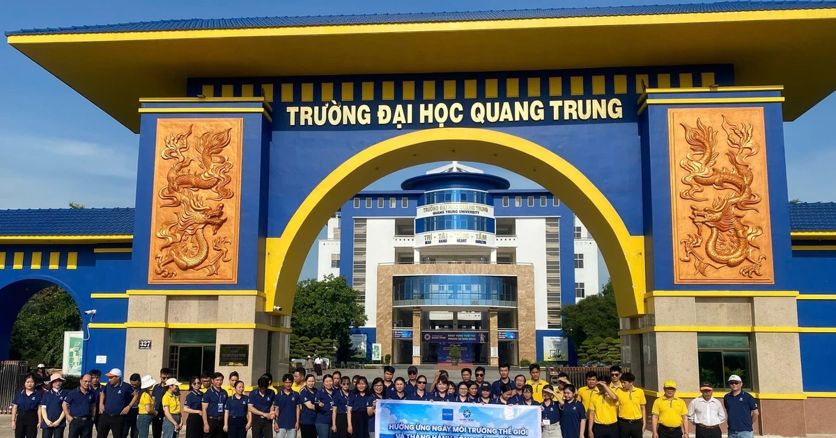 คะแนนมาตรฐานสำหรับ 10 สาขาวิชาหลักของมหาวิทยาลัย Quang Trung