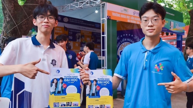 La première université publique de Hanoi a annoncé ses résultats d'admission - Photo 1.