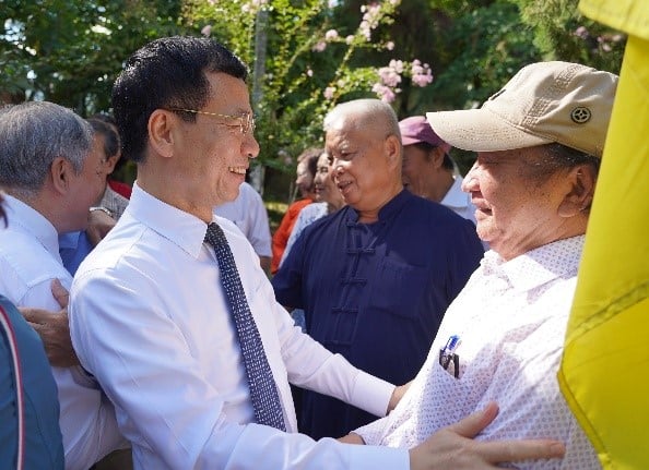 Bộ Khoa học và Công nghệ tưởng niệm liệt sĩ giao bưu - Ảnh 6.