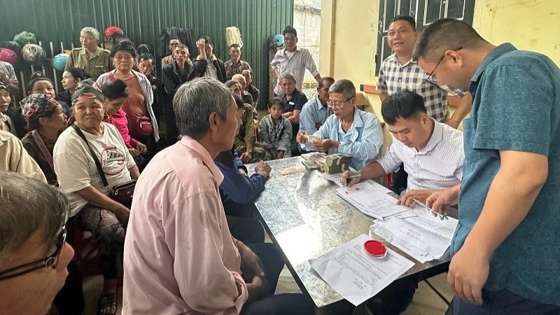 Điện Biên chi trả hơn 14,6 tỷ đồng cho người dân góp đất trồng cao-su