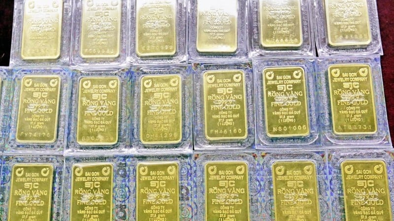 El precio del oro aumentó con mucha fuerza esta tarde, marcando un nuevo máximo.