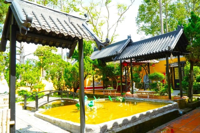 Ngôi chùa 130 năm tuổi xanh mát giữa trung tâm Cần Thơ- Ảnh 6.