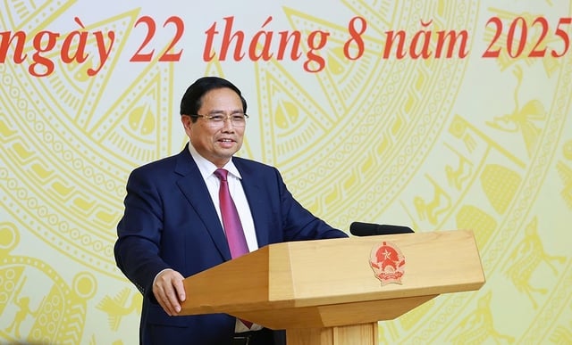 Ngân sách giáo dục cần đạt 20 % để không để học sinh chịu thiếu thốn - Ảnh 1.